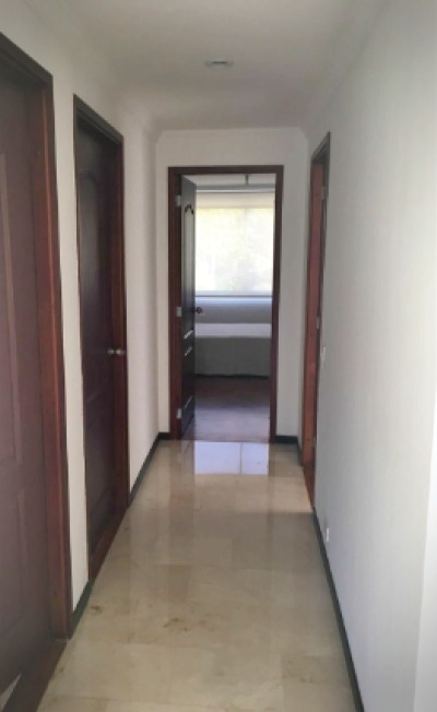 Se Arrienda Apartamento En El Poblado, Medellin