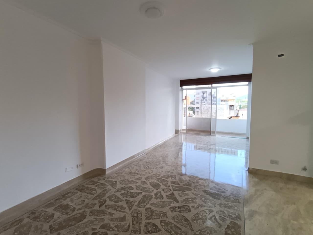 Se Vende Apartamento En La Castellana - Medellín