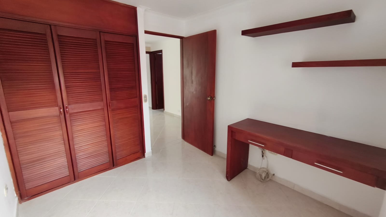 Se Arrienda Apartamento en los Colores, Medellín