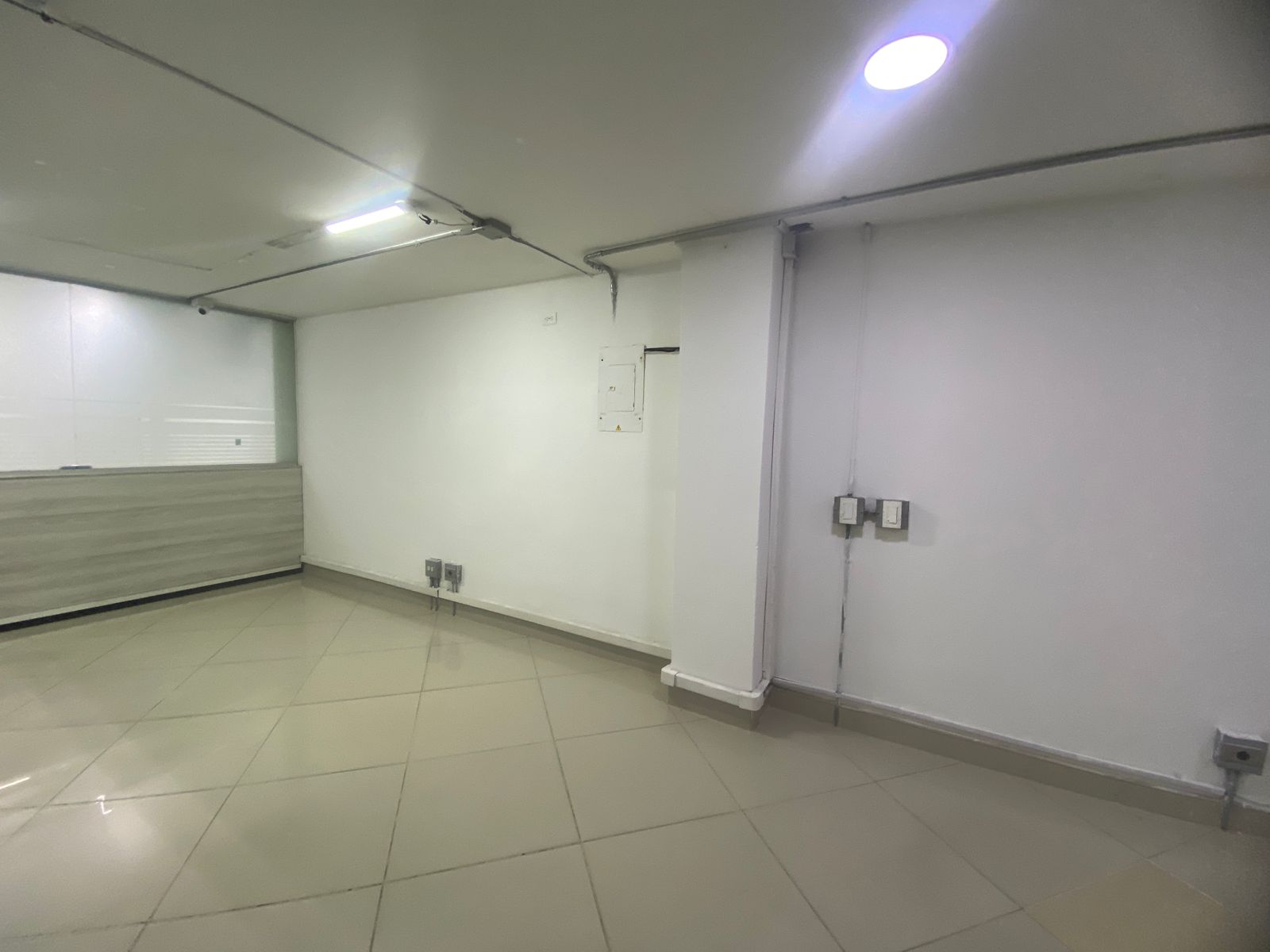 Amplia Oficina para Arriendo en Suramericana, Medellín