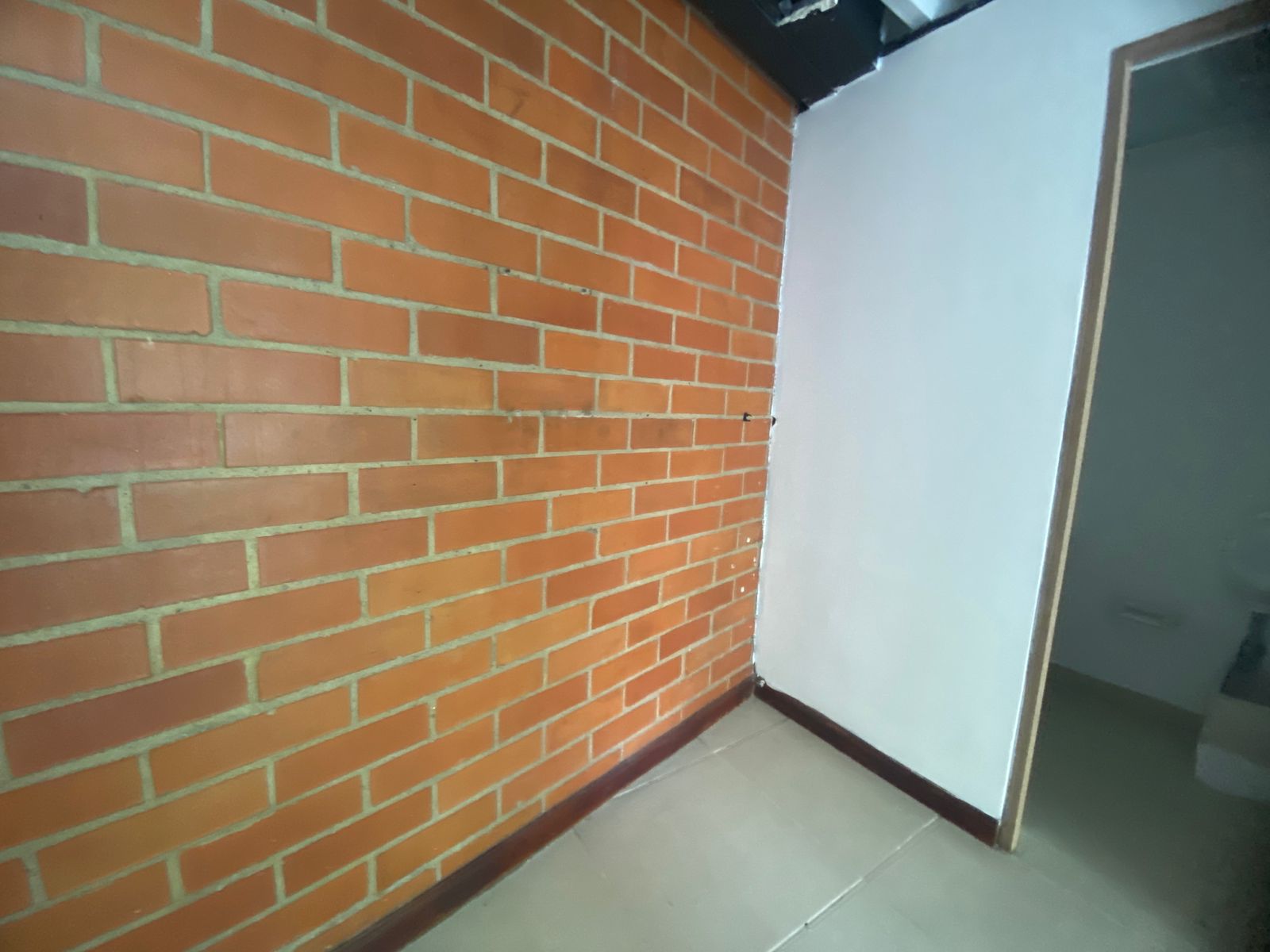 Local Comercial Para Arriendo en Los Colores, Medellín