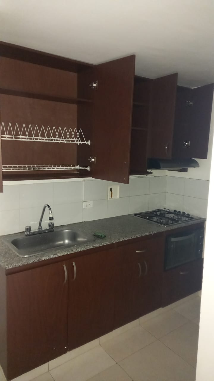 Amplio Apartamento Para Arriendo en Pilarica, Medellín