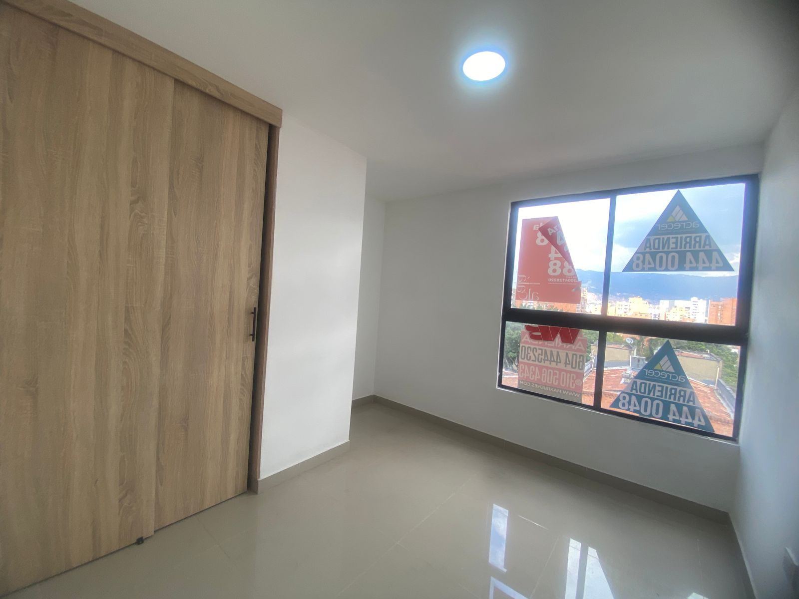 Practico Apartamento para Arriendo en Laureles, Estadio, Medellín