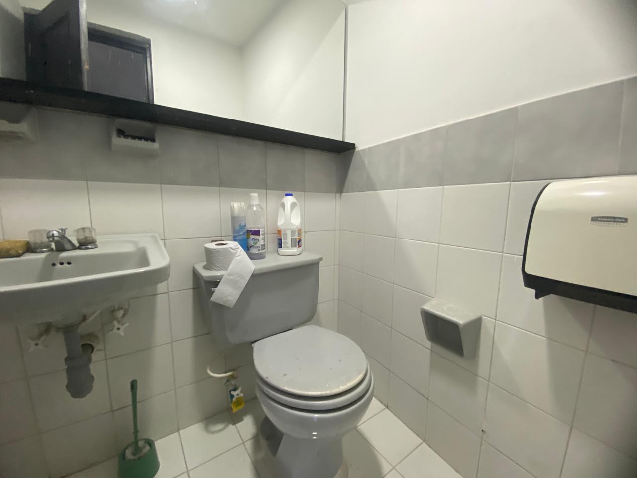 Amplio Local para Arriendo en Laureles, Medellín