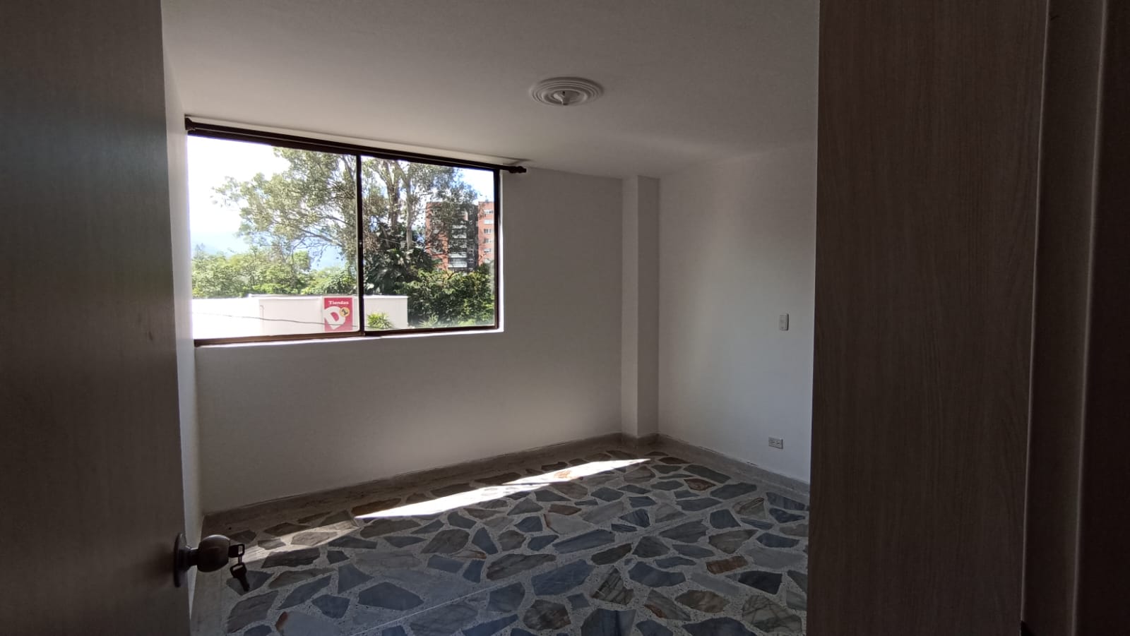 Se Vende Apartamento En Pilarica, Medellin