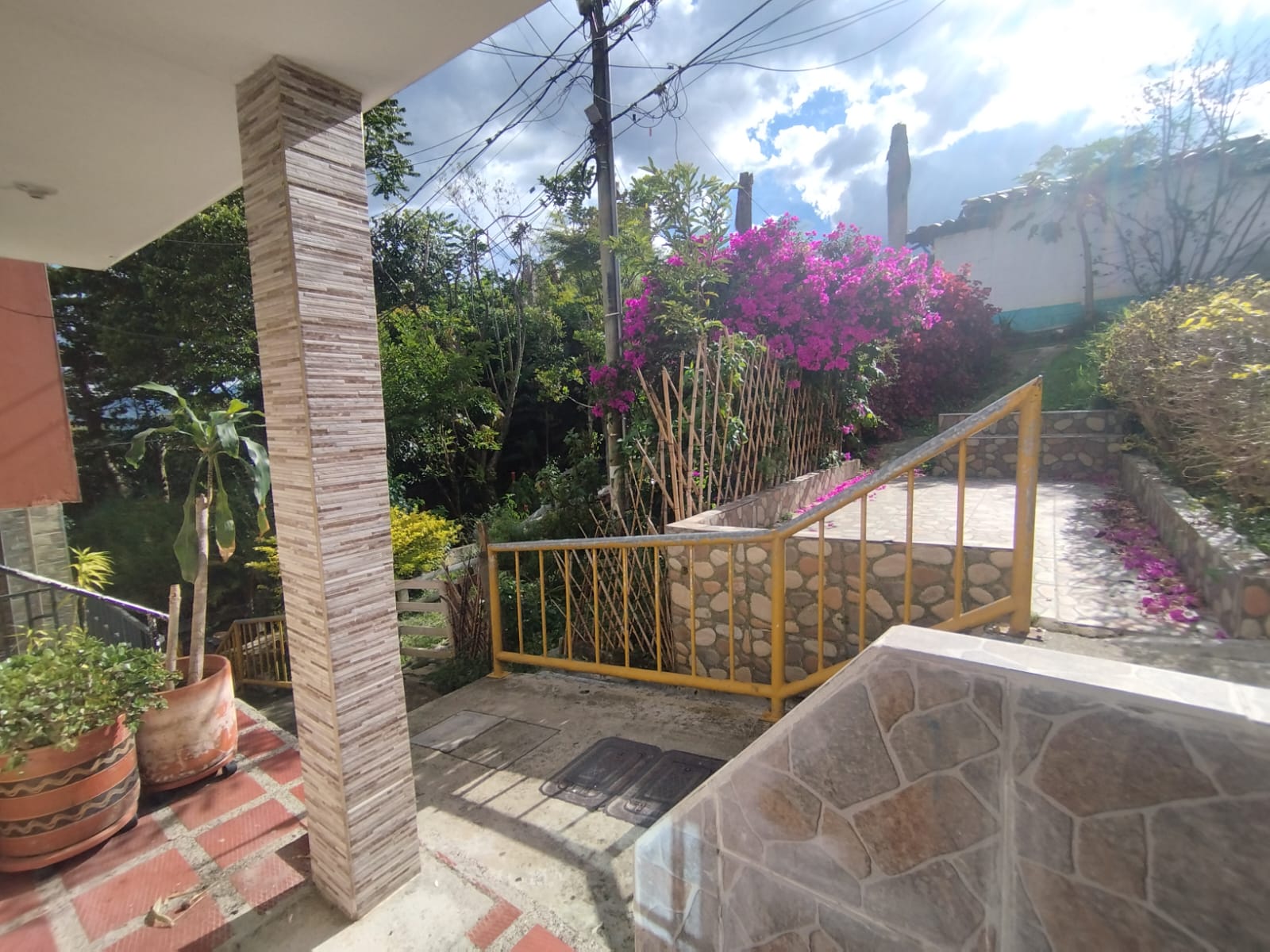 Se Arrienda Casa Unifamiliar en Robledo Santa Maria, Medellín