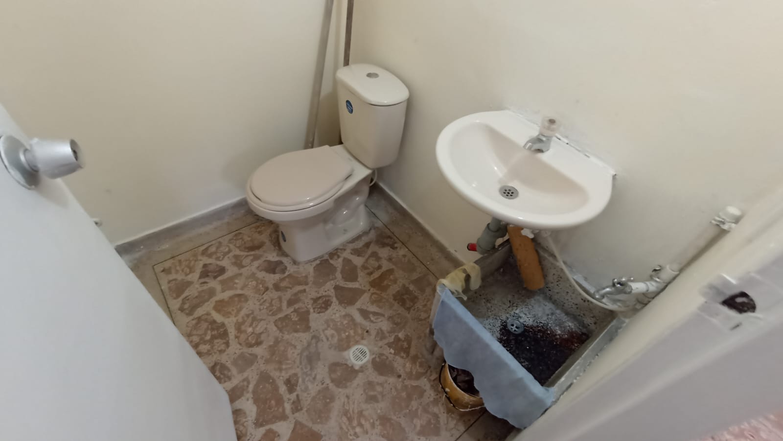 Se Arrienda Local En Robledo Villa Flora, Medellin