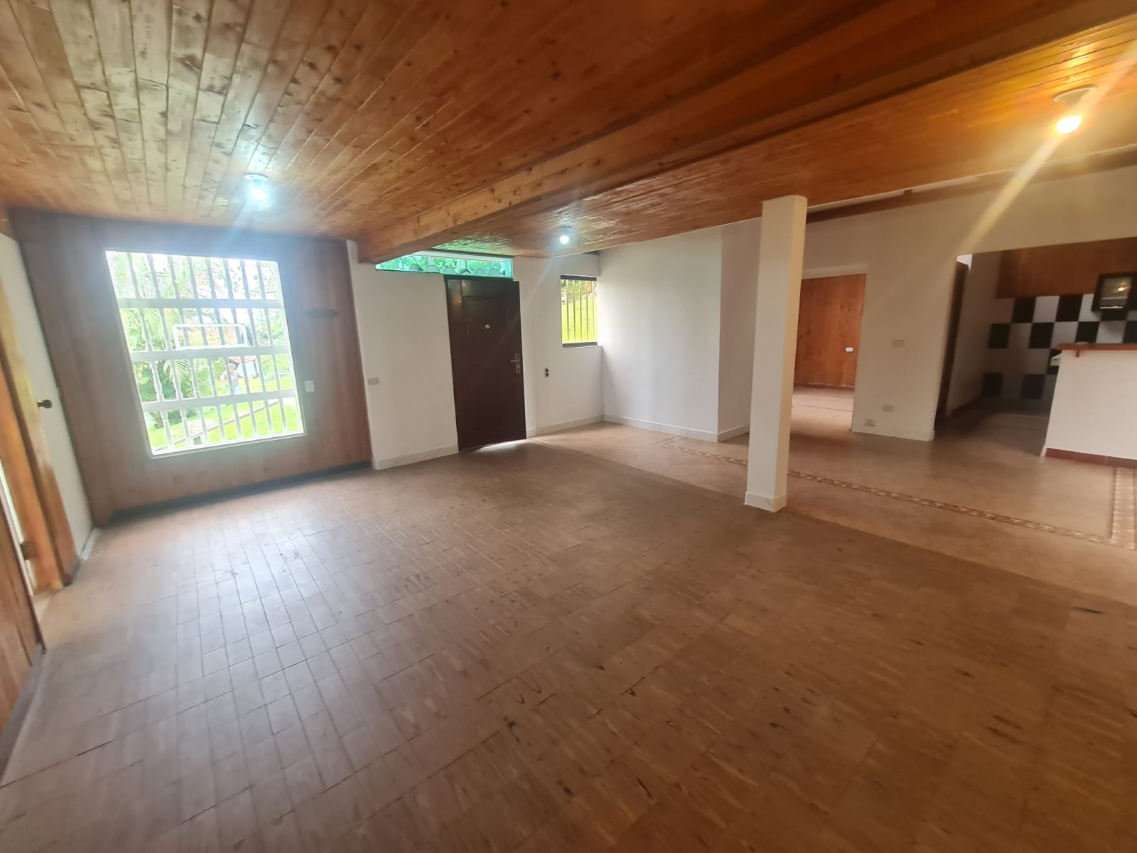 Se Arrienda Casa Campestre en el Poblado, Medellín