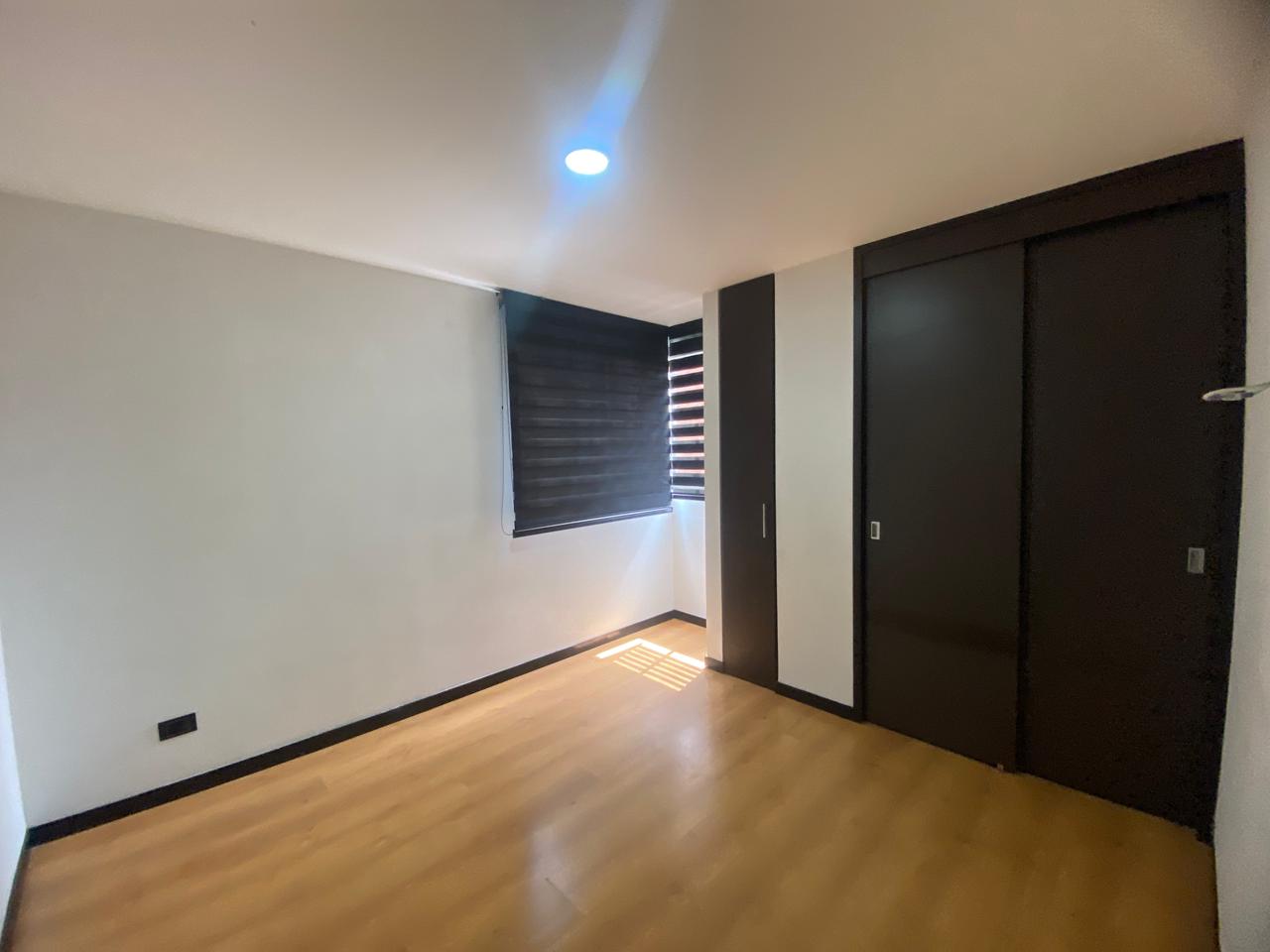 Moderno Apartamento para Arriendo en Robledo, Pilarica