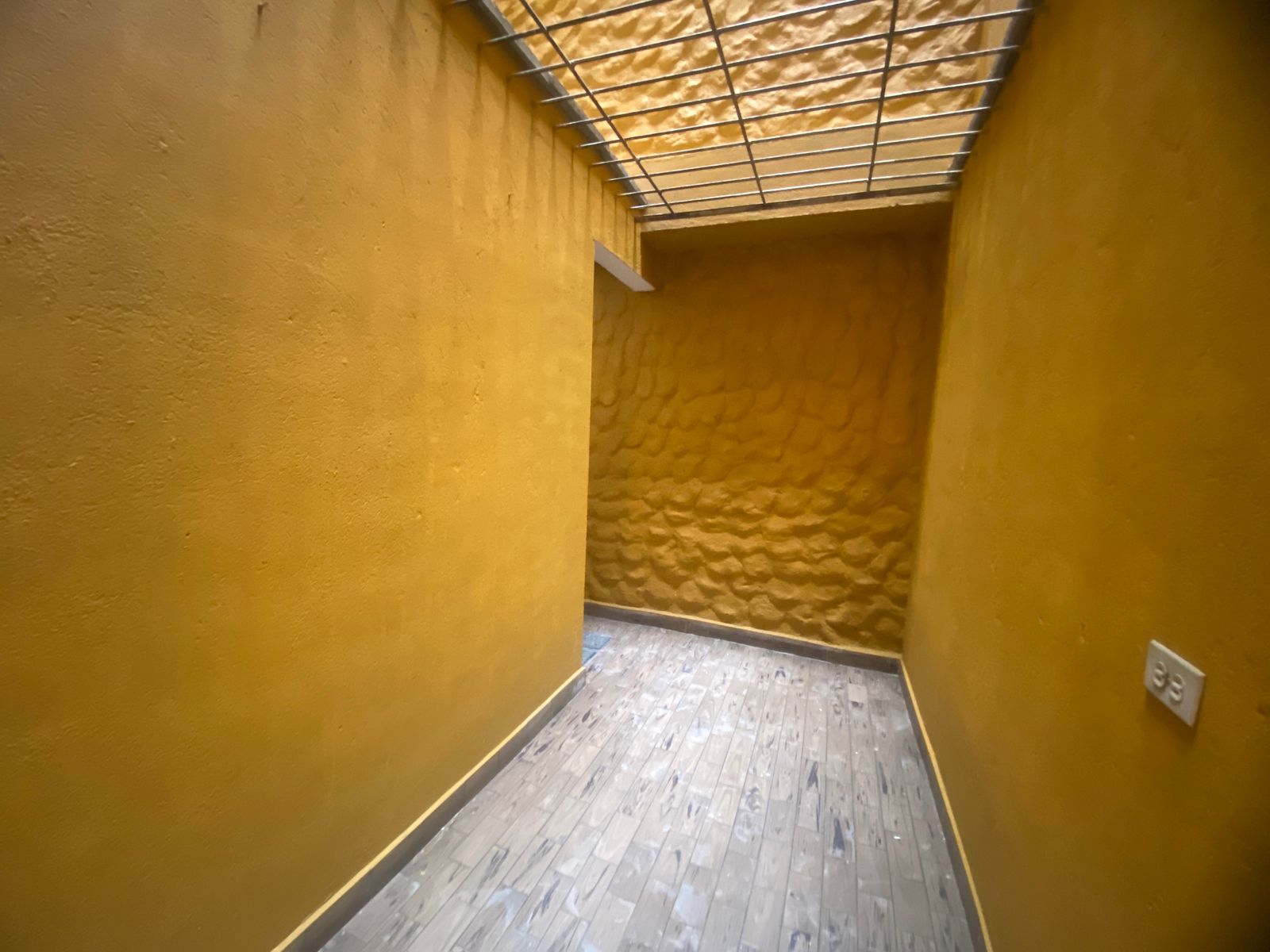 Comodo Apartaestudio para Arriendo en Barrio Cristobal, Medellín