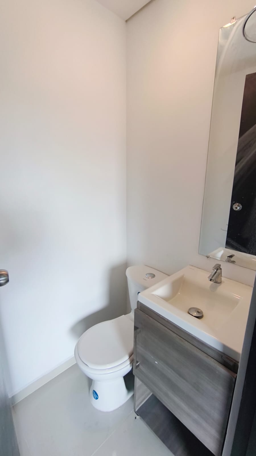 ARRIENDO DE APARTAMENTO EN LOMA DEL LOS BERNAL, MEDELLIN