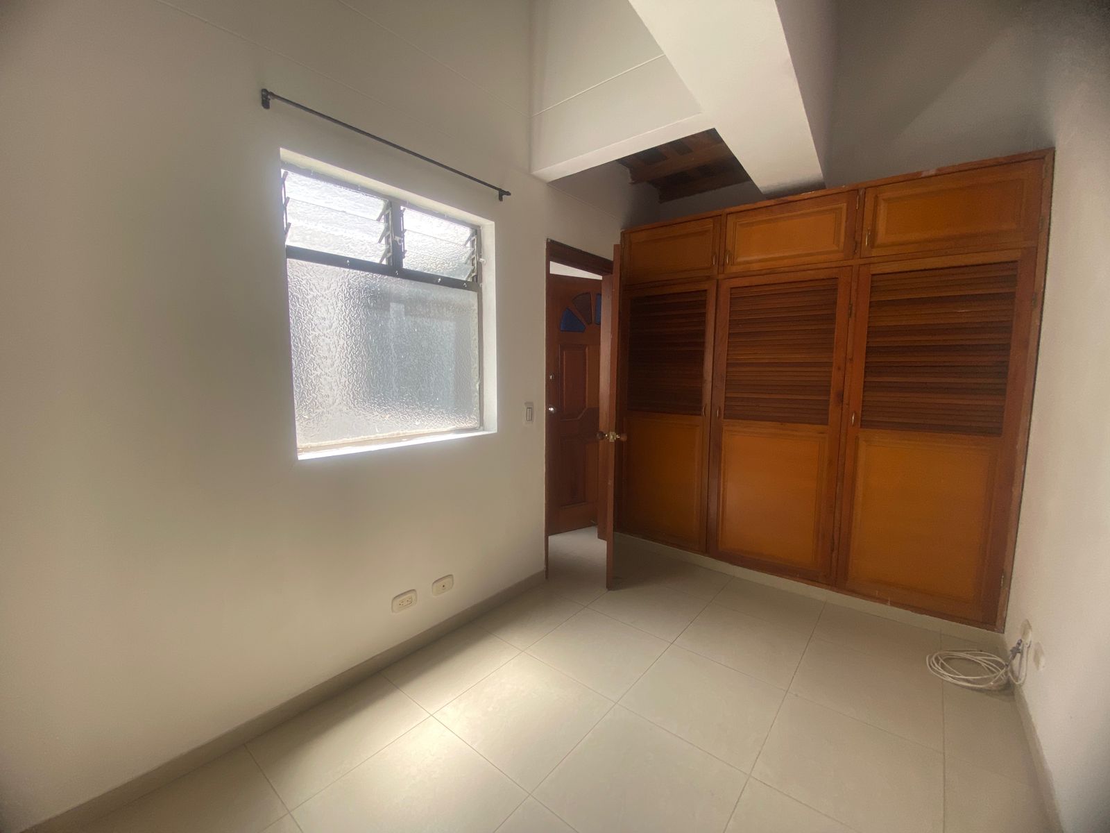 Iluminado Apartamento para Arriendo en Laureles, Estadio, Medellín