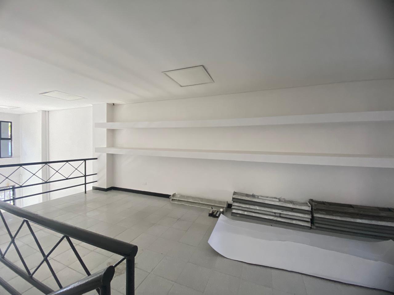 Amplio Local para Arriendo en Laureles, Medellín
