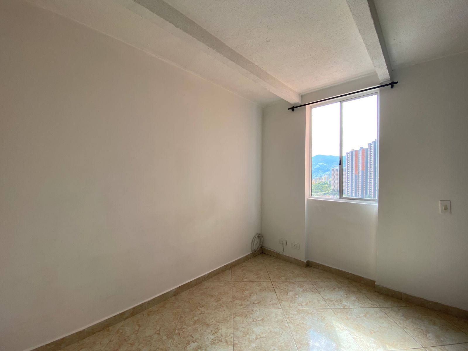 Se Arrienda Apartamento En Robledo Pajarito, Medellin