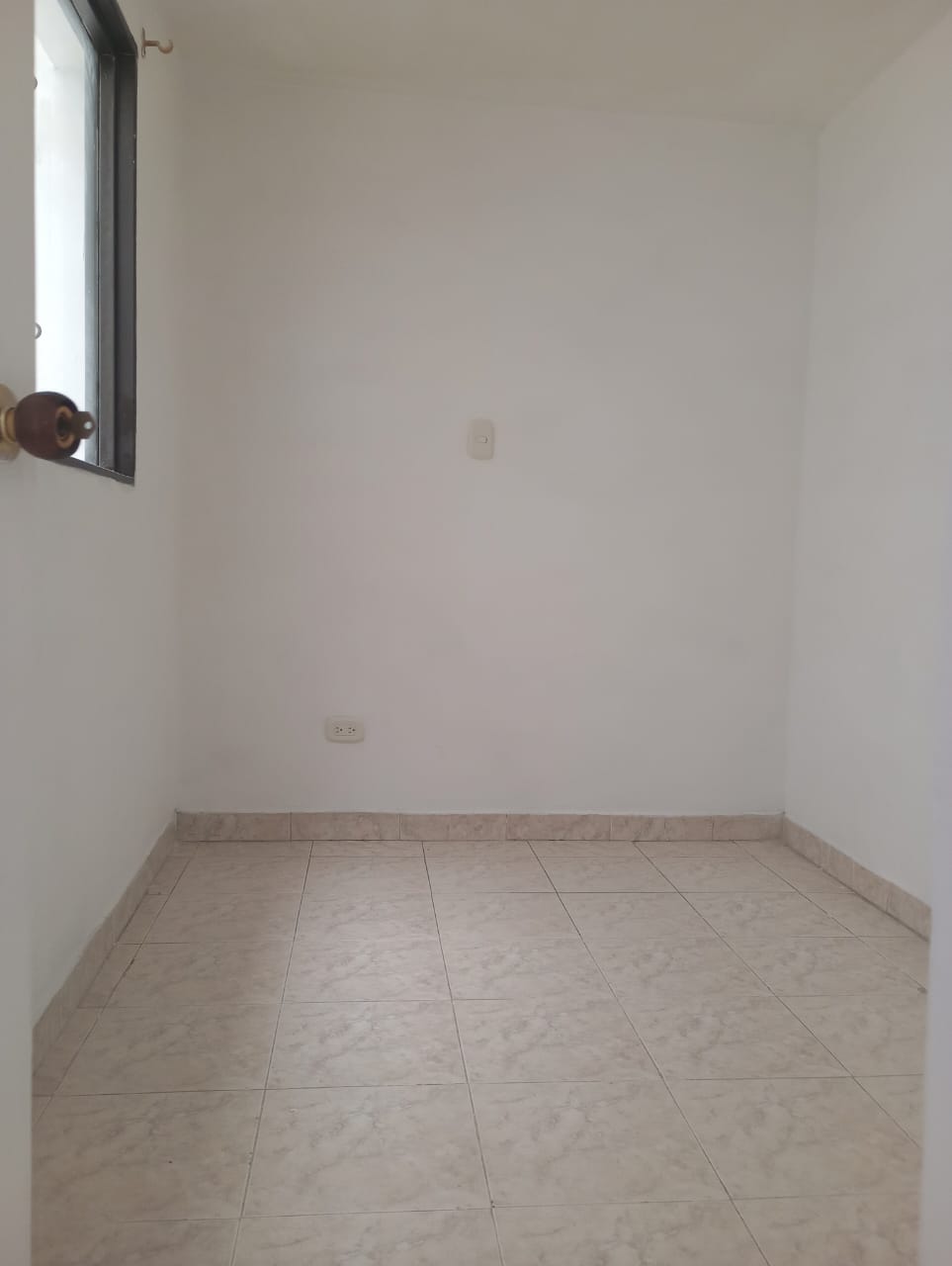 Se Vende Edificio De Tres Niveles En Castilla, Medellín