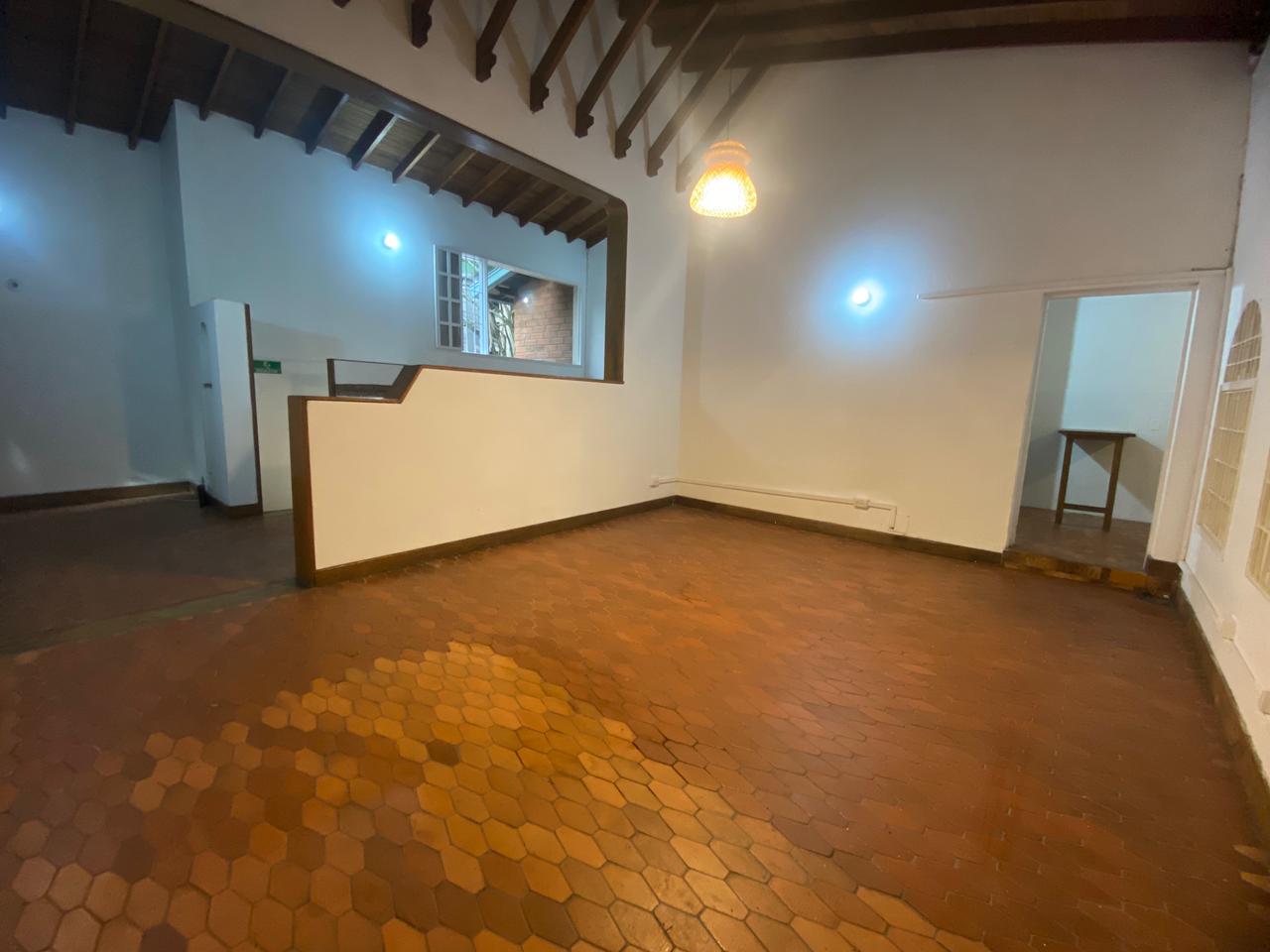 Se Arrienda Casa En El Poblado La Linde