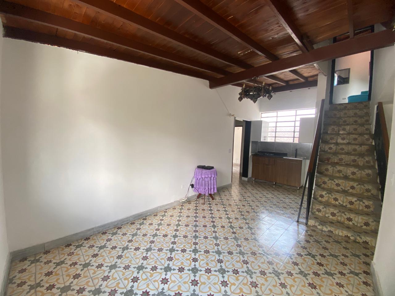 Amplia Casa para Arriendo en Buenos Aires, Medellín