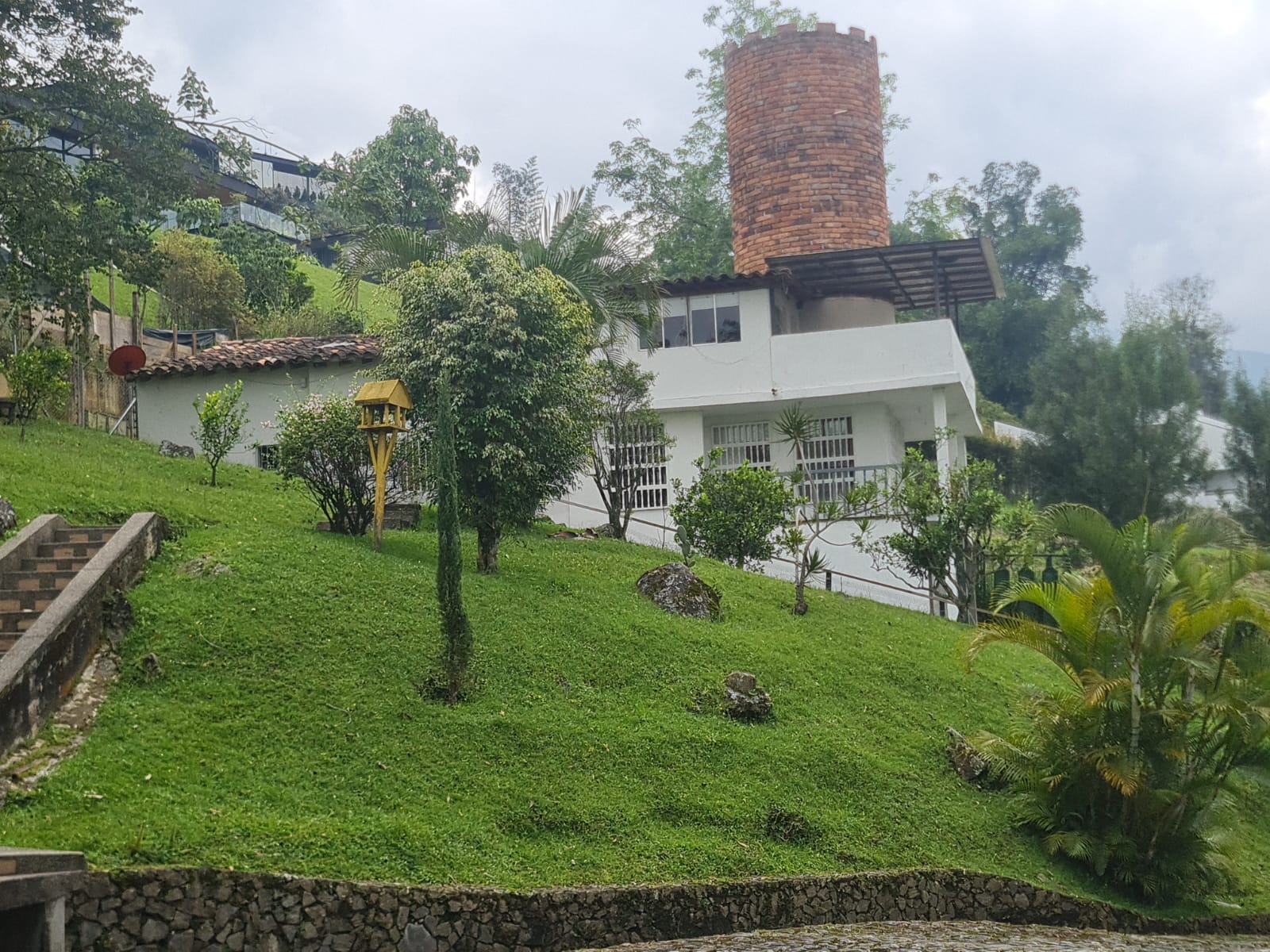 Se Arrienda Casa Campestre en el Poblado, Medellín
