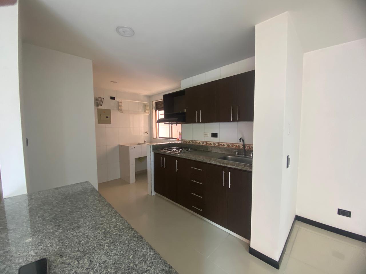 Moderno Apartamento para Arriendo en Robledo, Pilarica
