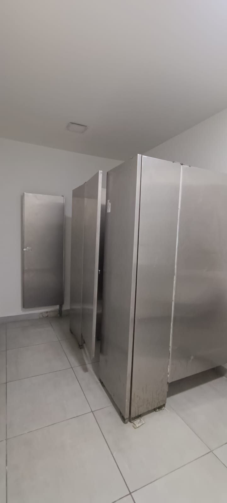 Se Arrienda Local en Carlos E Restrepo, Medellín