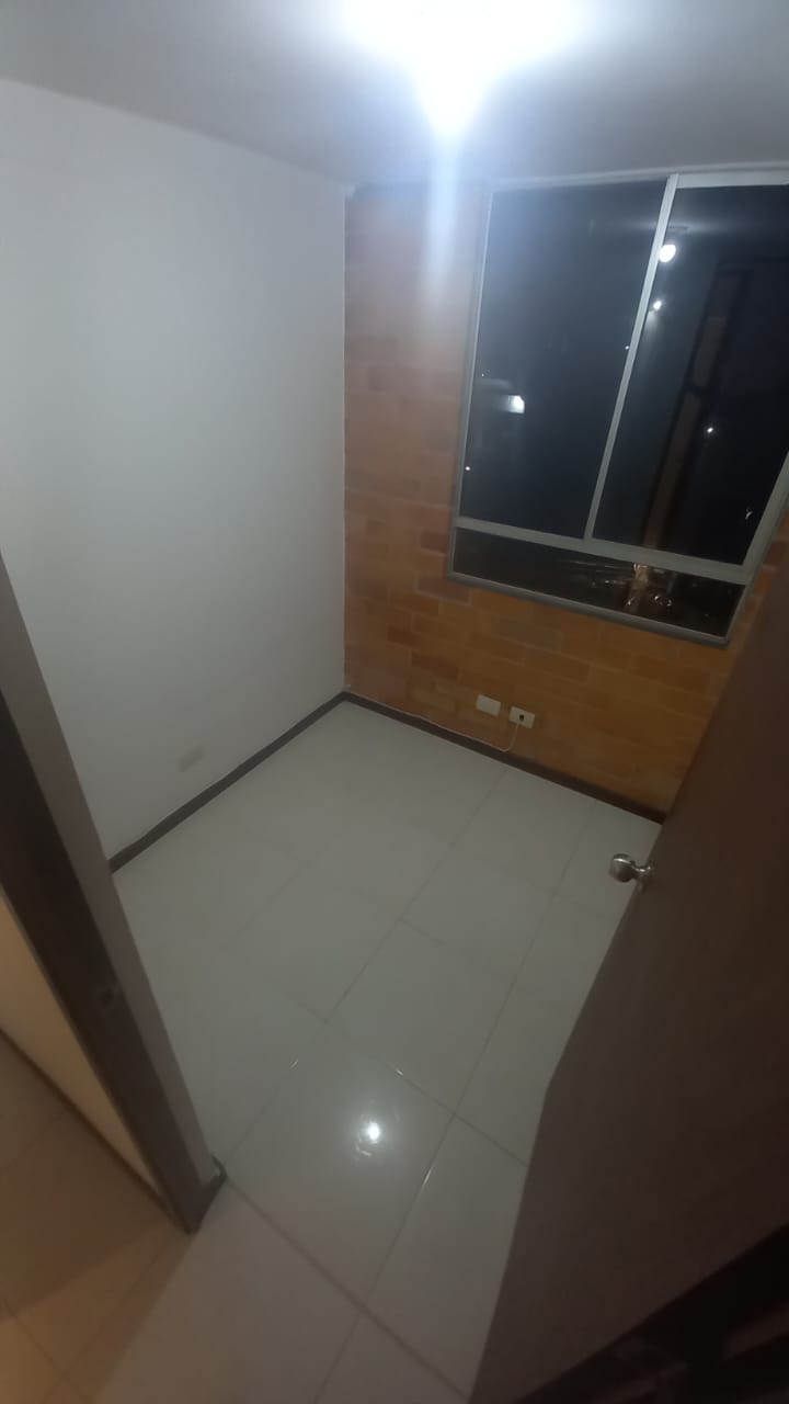 Amplio Apartamento Para Arriendo en Pilarica, Medellín