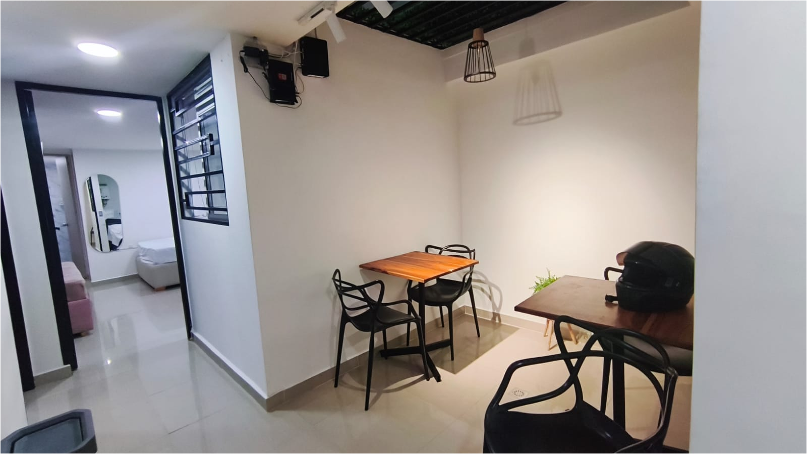 Se Arrienda Apartaestudio Amoblado, en San Javier, Medellín