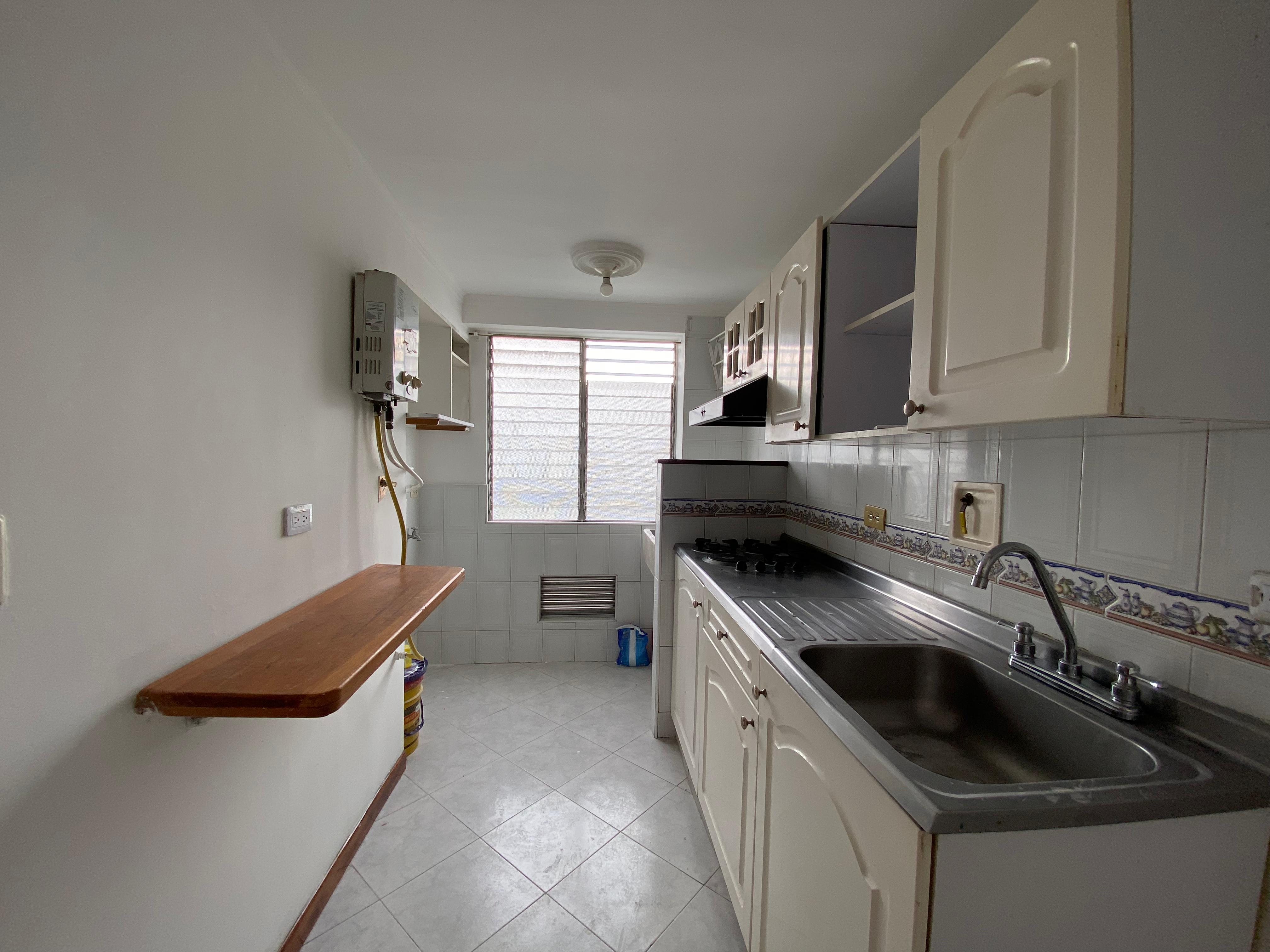 Se Arrienda Apartamento En San German, Robledo, Medellín