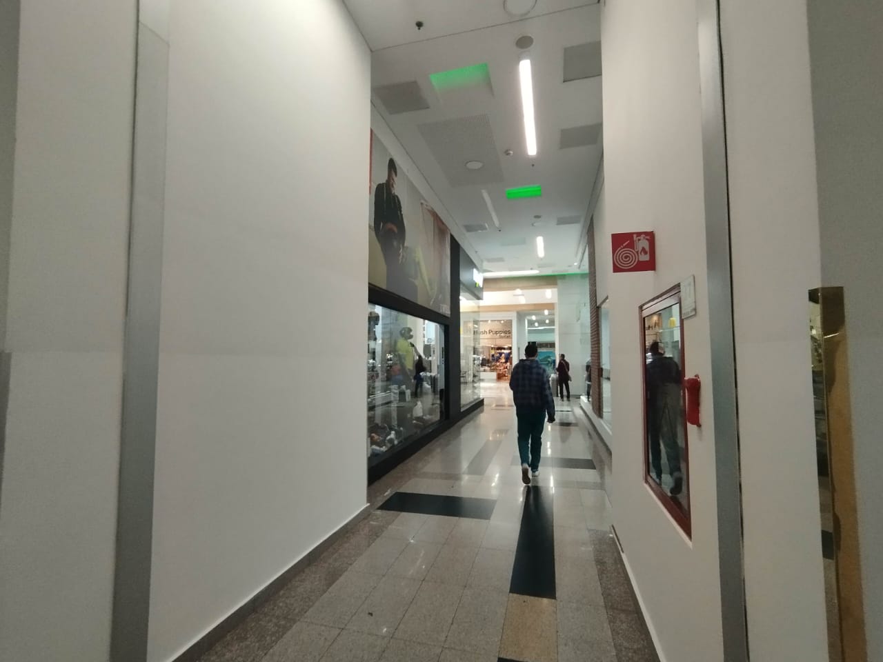 Se arrienda Local C.comercial Bulevar Niza Bogotá