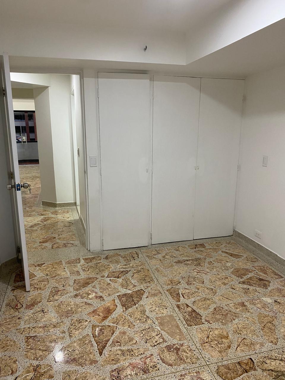 Se Vende Apartamento Duplex en Laureles, Medellín
