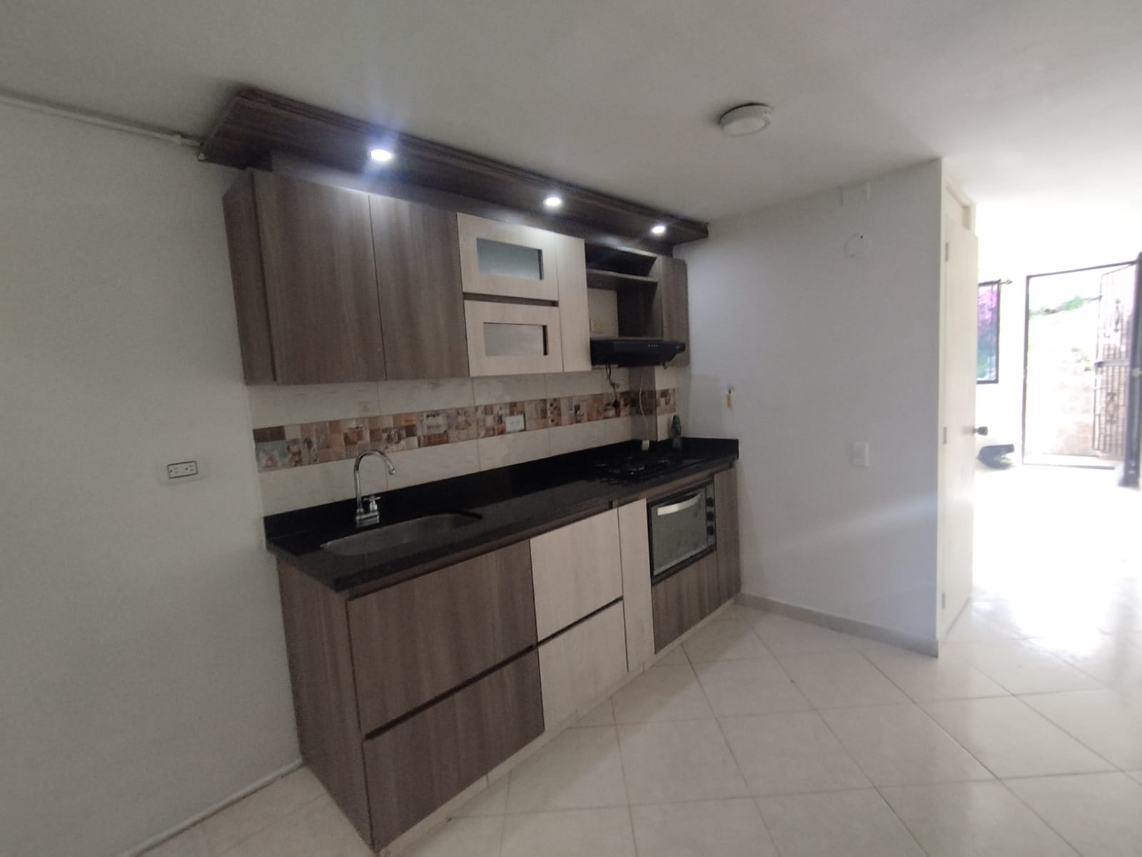 Se Arrienda Casa Unifamiliar en Robledo Santa Maria, Medellín