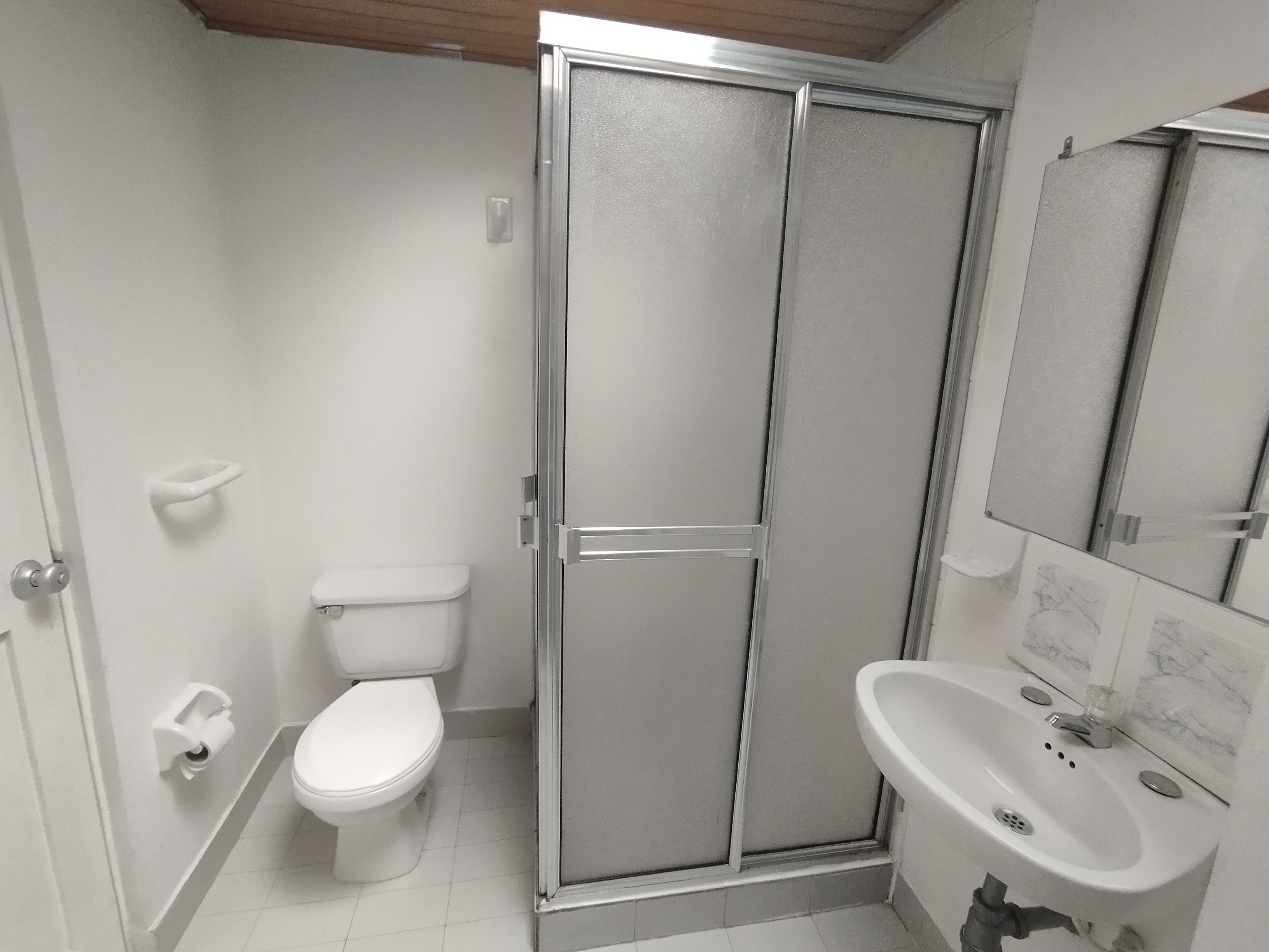 Se Vende Apartamento En Suba  Compartir - Bogotá