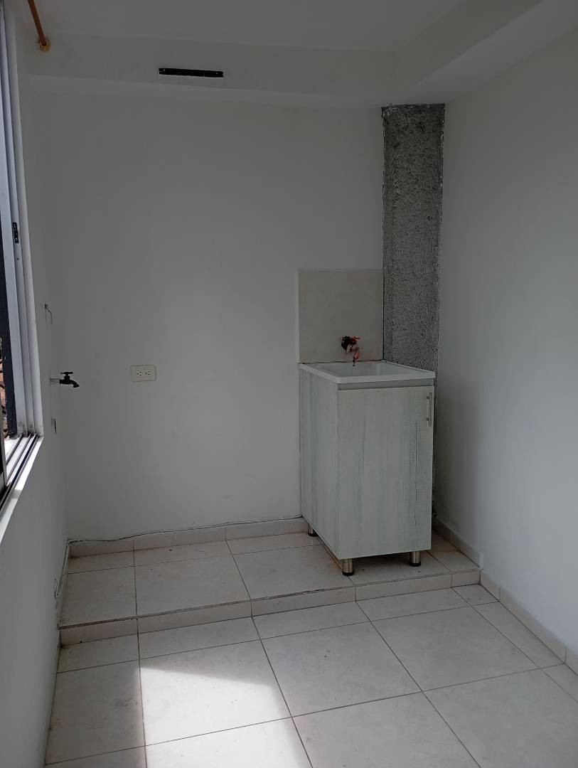 Se Arrienda Apartaestudio En Campo Amor, Medellin