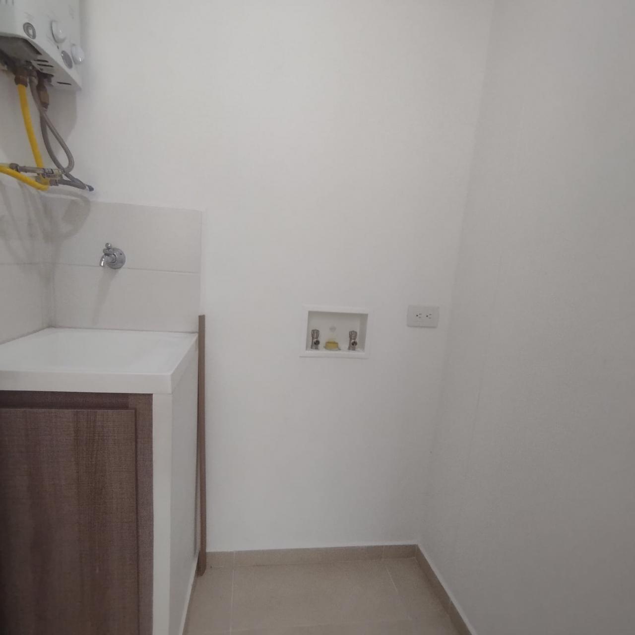 Se Arrienda Apartamento en En la Loma del Escobero, Envigado