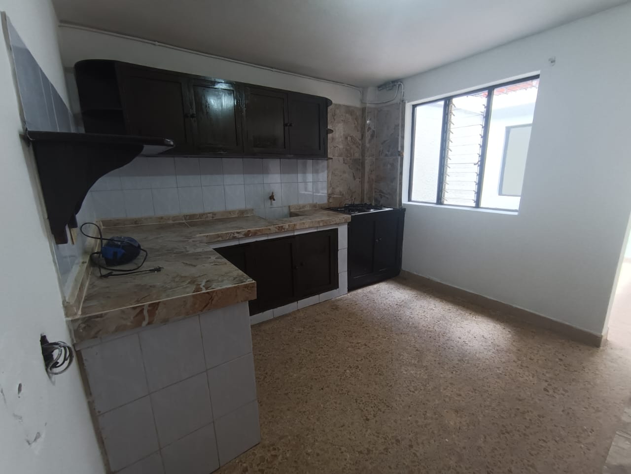 Se Arrienda Casa  en Robledo Aures, Medellin