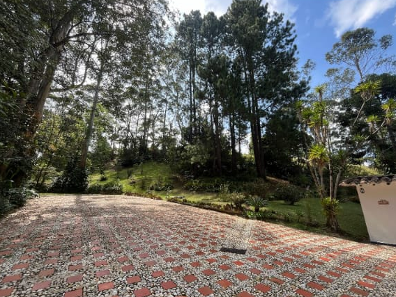 Se Arrienda Finca En Llano Grande, Antioquia