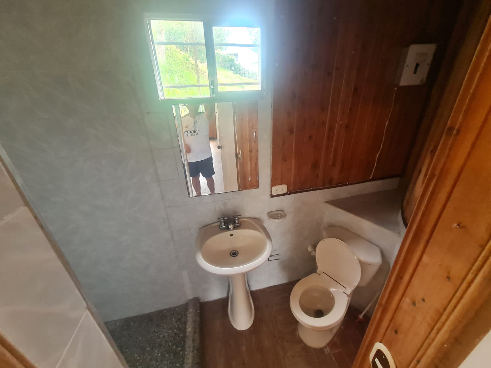 Se Arrienda Casa Campestre en el Poblado, Medellín