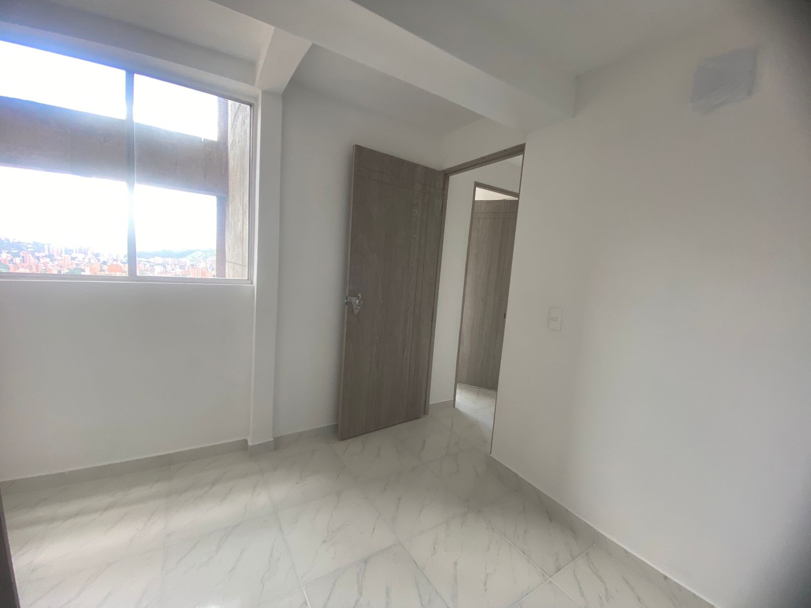 Apartamento para Estrenar en Arriendo Sector La America, Cristobal