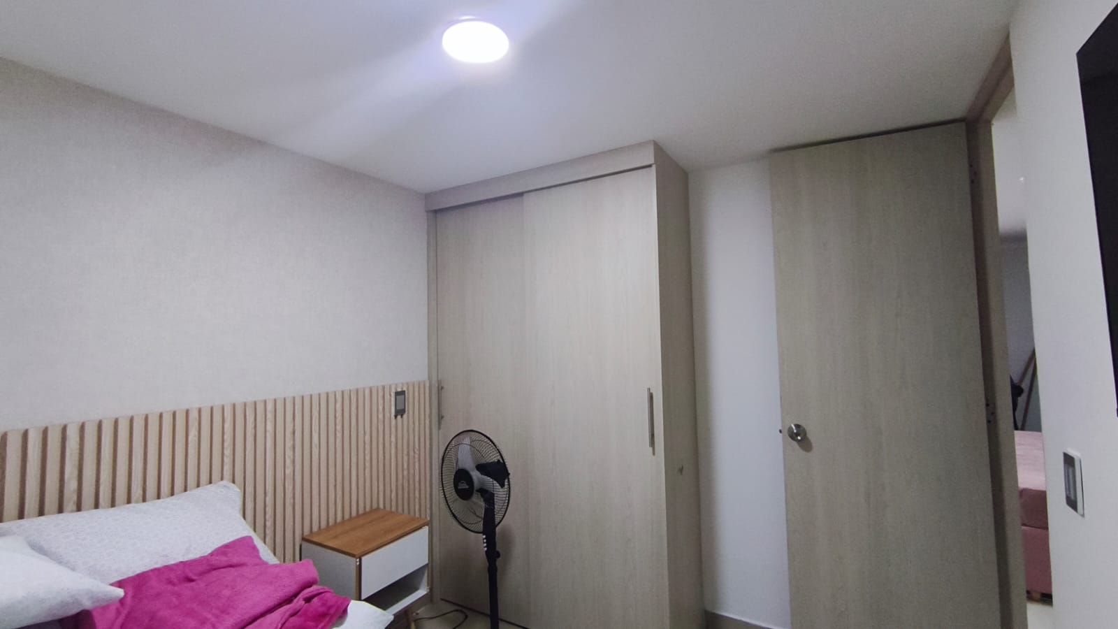 Se Arrienda Apartaestudio Amoblado, en San Javier, Medellín