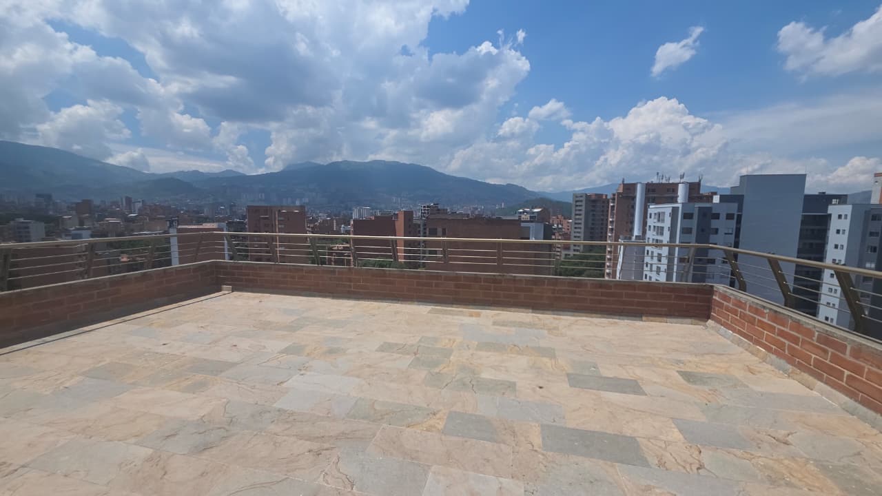 Se Vende Penhouse Duplex en Conquistadores, Medellín