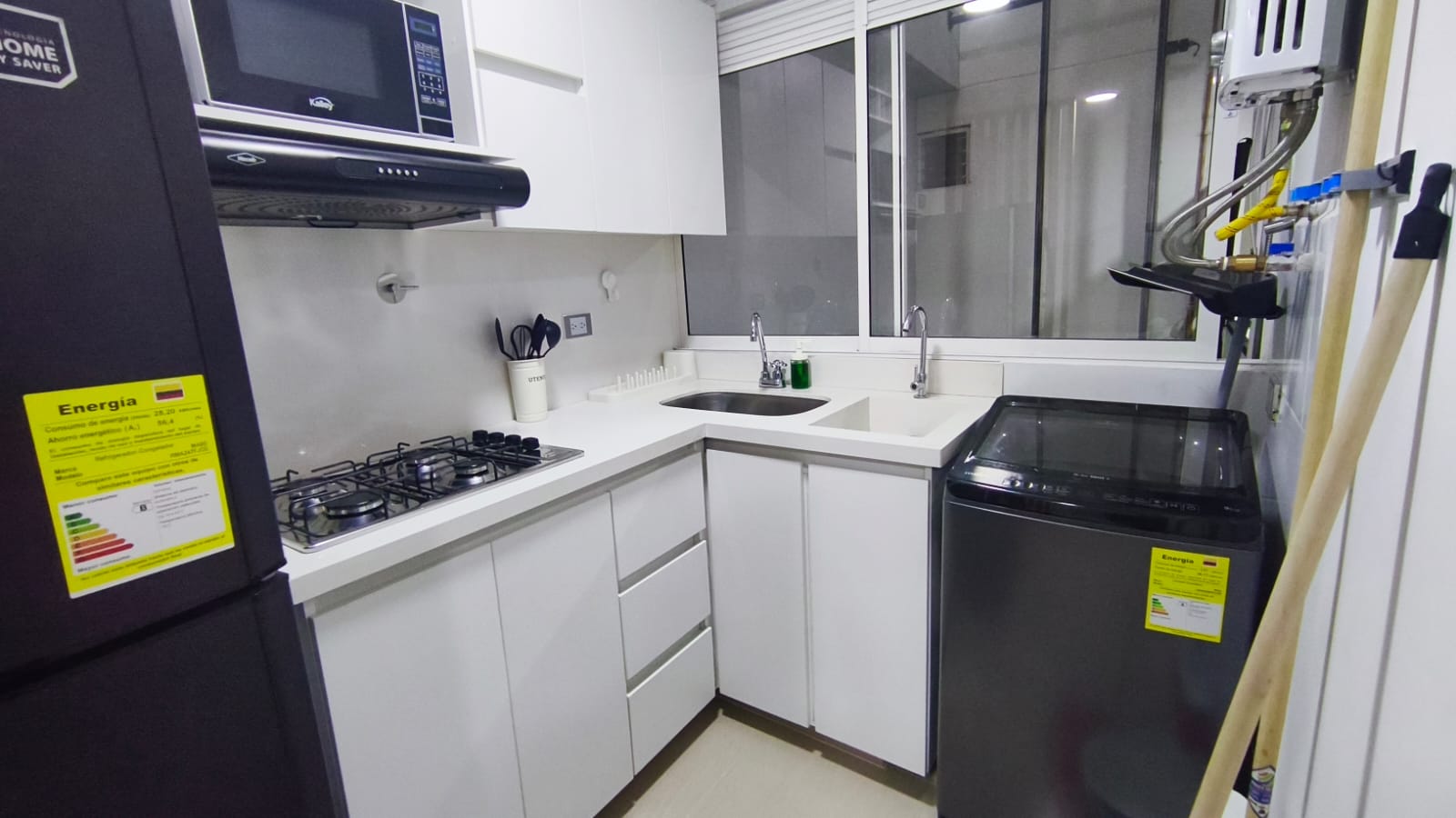 Se Arrienda Apartaestudio Amoblado, en San Javier, Medellín