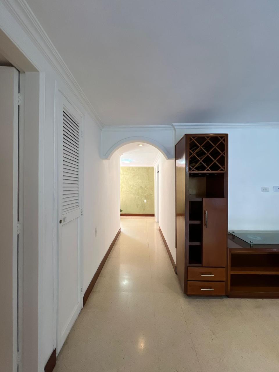 Se Arrienda Apartamento Amplio en Laureles Medellín