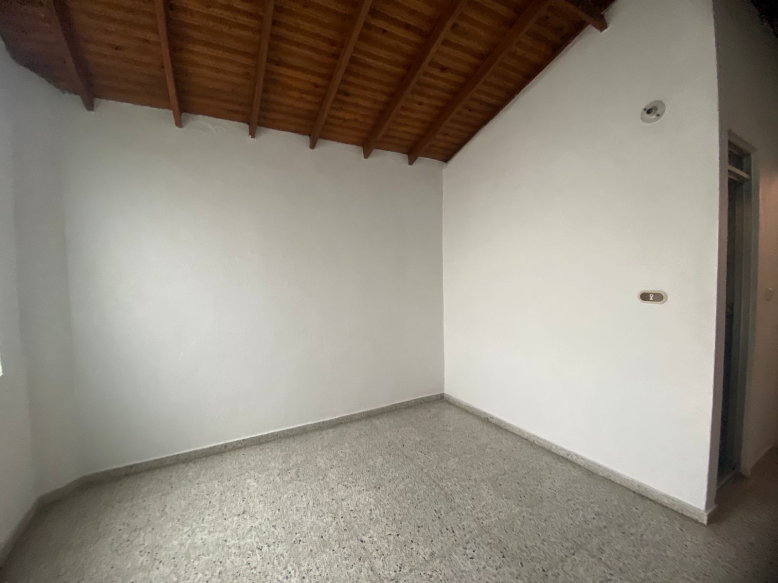 Apartamento para Arriendo con Estratégica Ubicación en Robledo