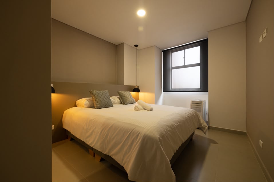 Apartamento de Lujo Amoblado para Venta en Laureles, Estadio