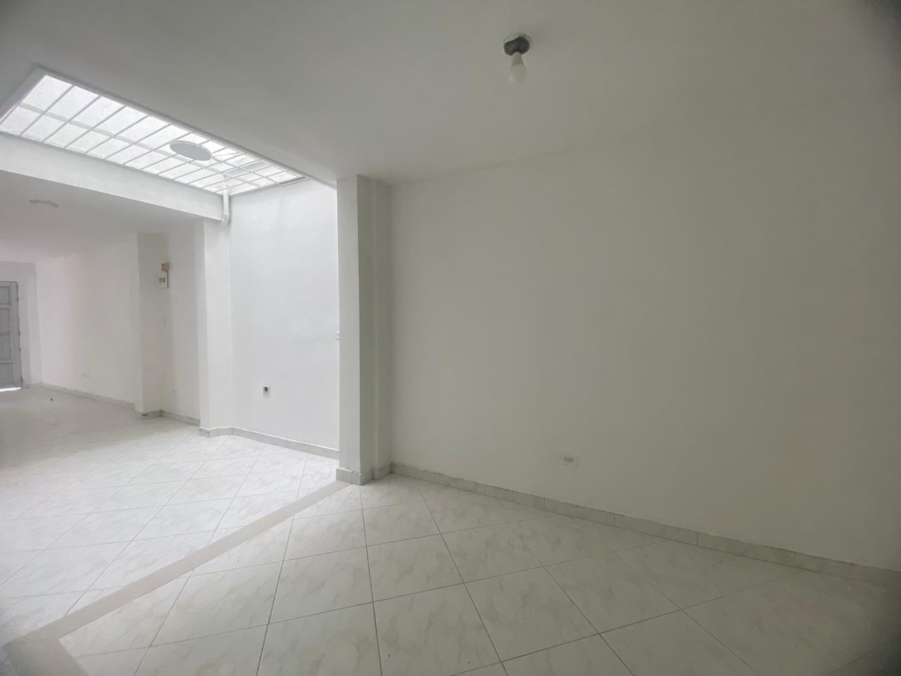 Amplia Casa Comercial para Arriendo en Belén, Fátima