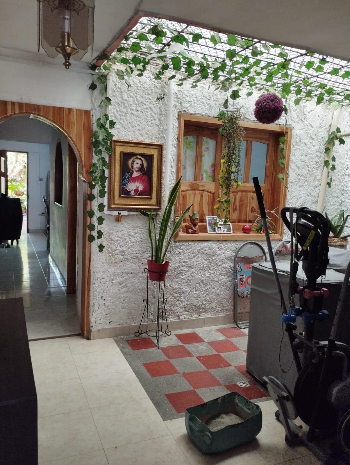Se Vende Edificio De Tres Niveles En Castilla, Medellín