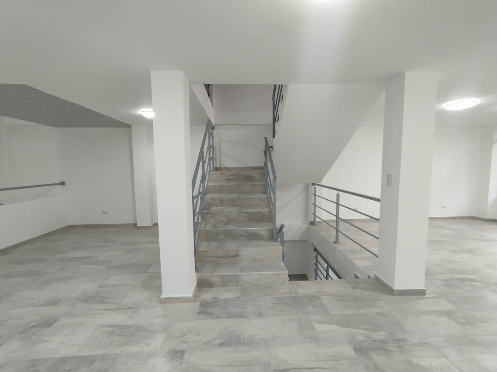 Se arrienda casa para negocio Suba Lombardía Bogotá