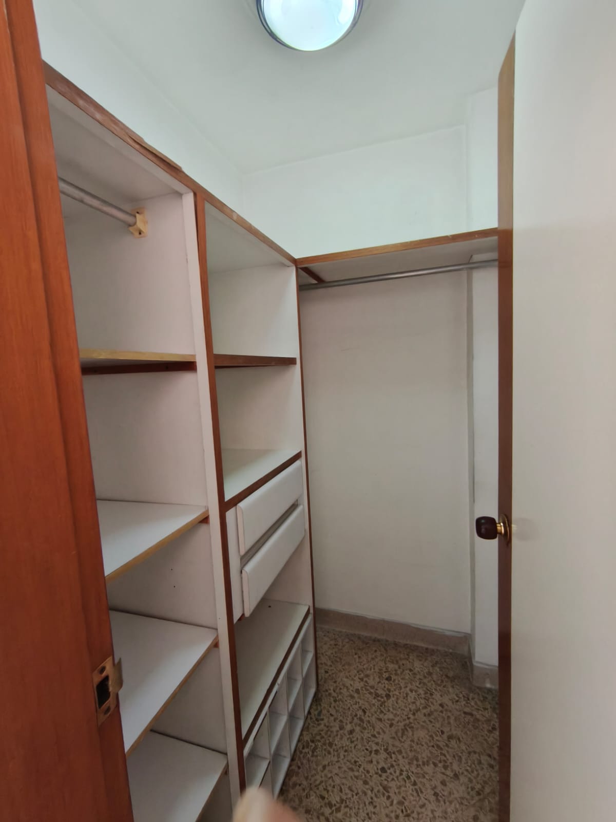 Se Arrienda Apartamento en el Laureles, Medellín
