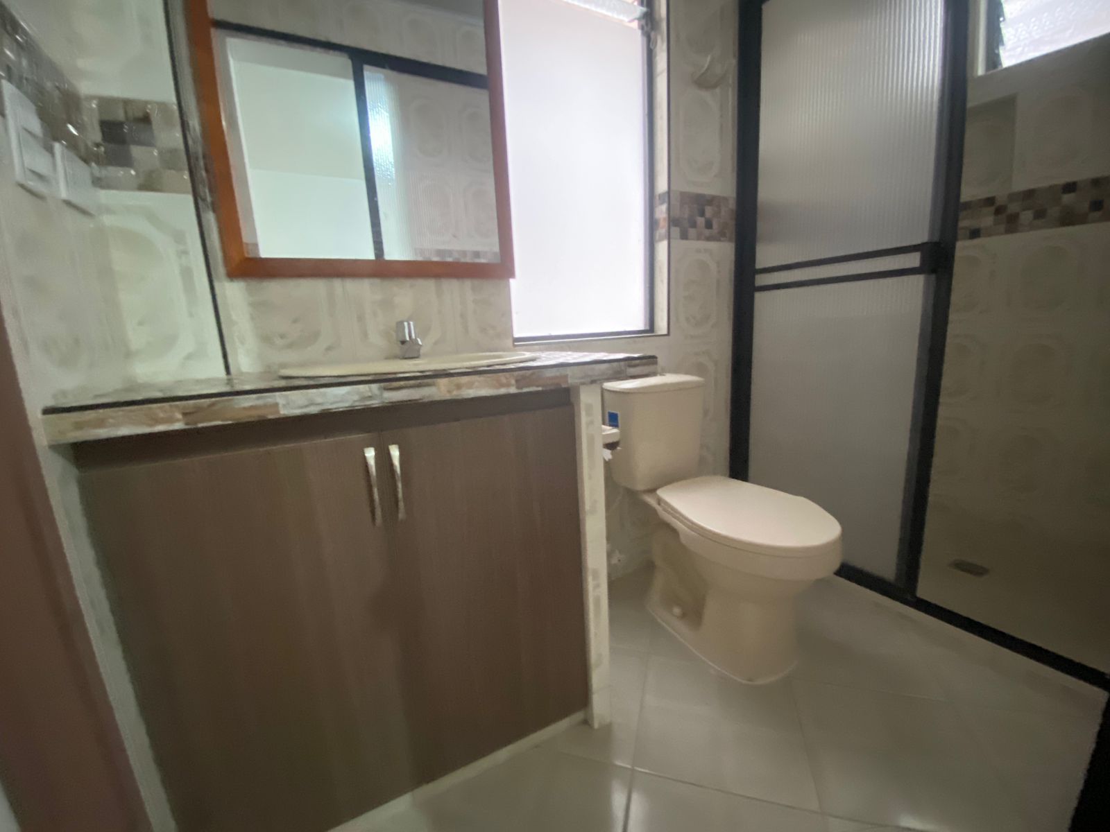 Casa Moderna para Arriendo en Robledo, Pilarica