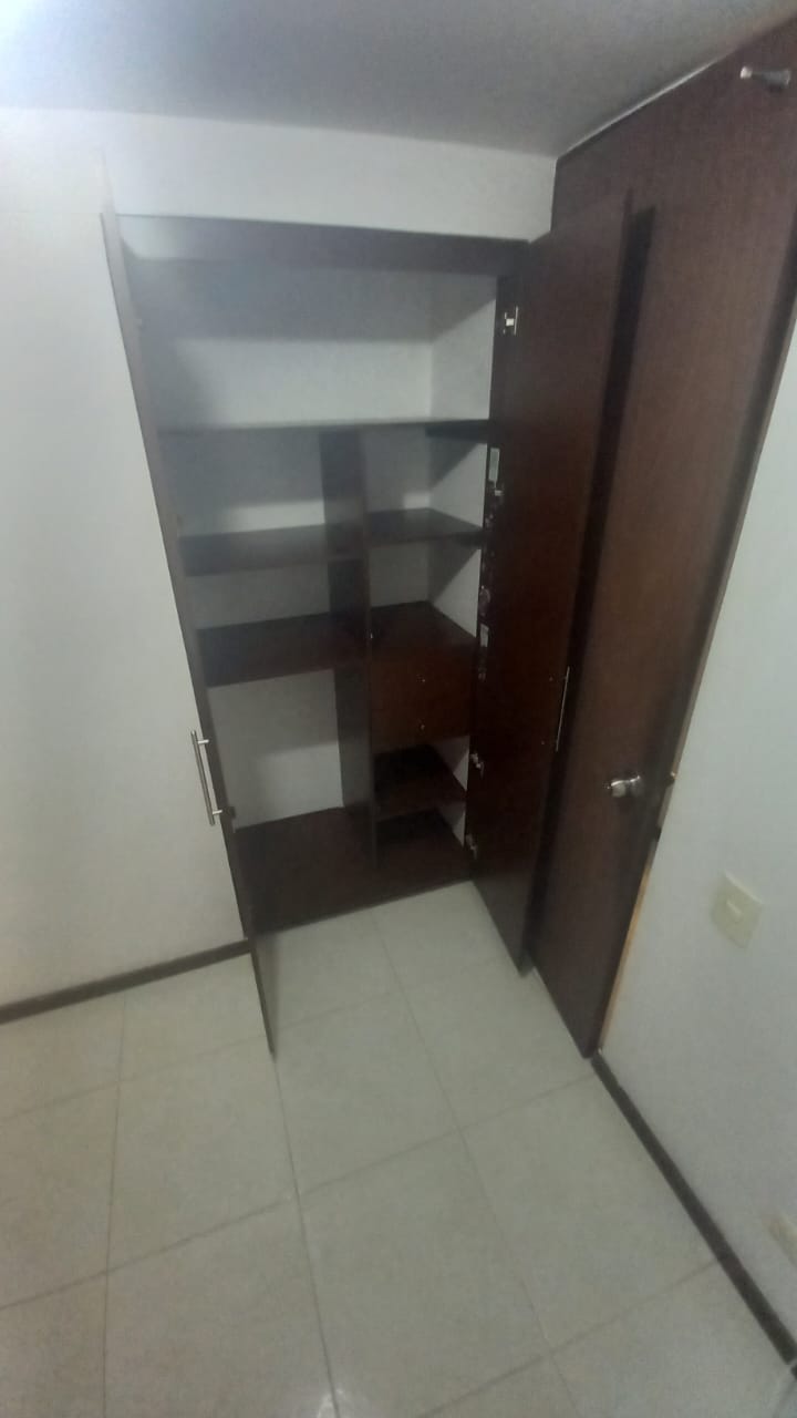 Amplio Apartamento Para Arriendo en Pilarica, Medellín