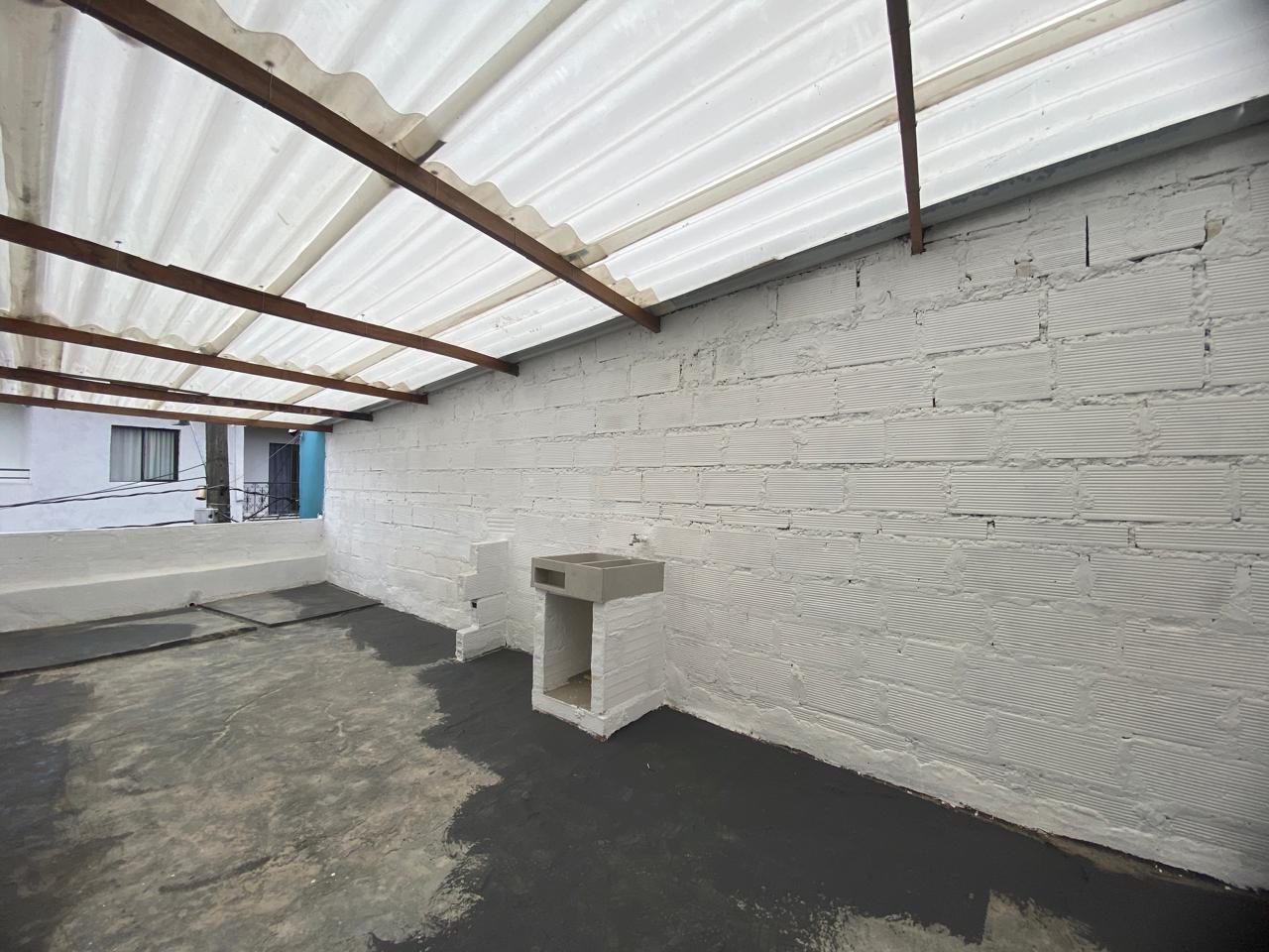 Casa Unifamiliar para la Venta en Belén Las Violetas, Medellín
